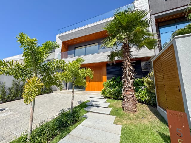 Casa 4 quartos e 4 banheiros, à venda, no bairro Recreio dos Bandeirantes em Rio de Janeiro