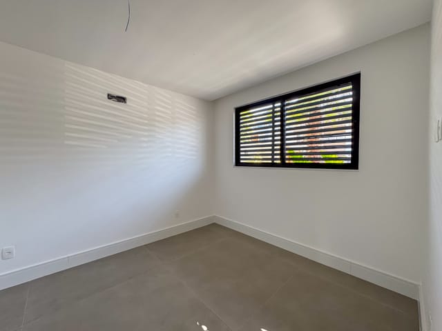 Casa 4 quartos e 4 banheiros, à venda, no bairro Recreio dos Bandeirantes em Rio de Janeiro
