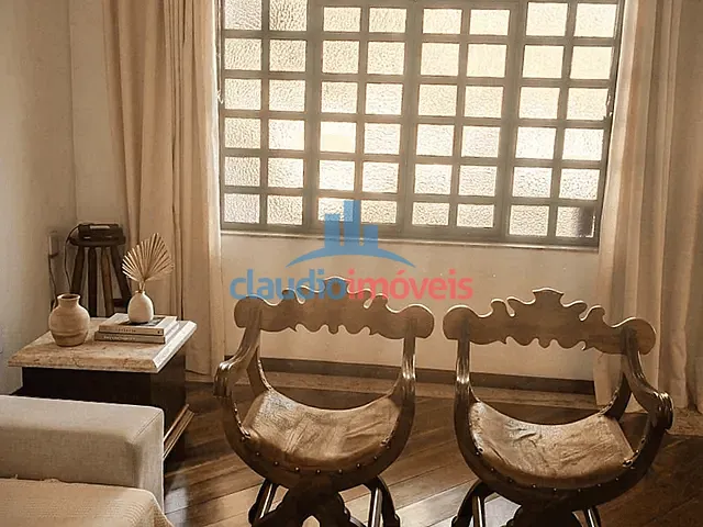 Casa 3 quartos e 4 banheiros, à venda, no bairro Ano Bom em Barra Mansa
