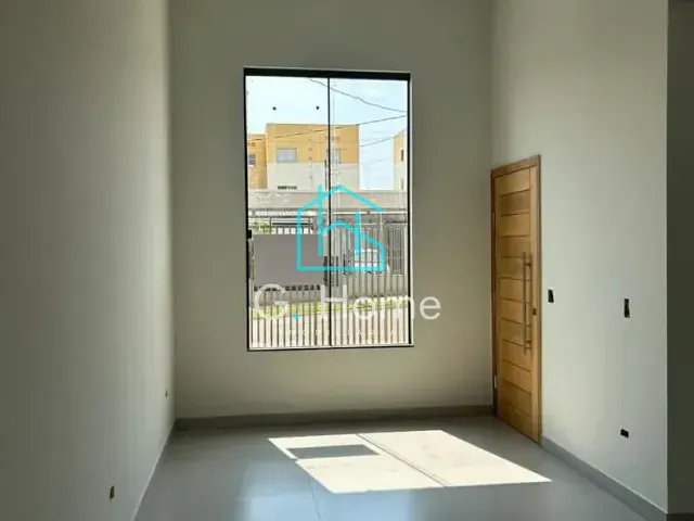 Casa com 136m² 2 quartos e 2 banheiros, à venda, no bairro Jardim Maria Luiza em Londrina