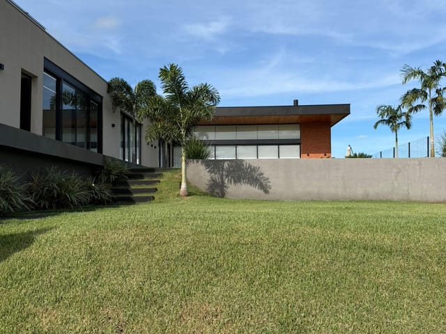 Casa com 1650m² 4 quartos e 4 banheiros, para alugar, no bairro Ecovillas do Lago em Sertanópolis