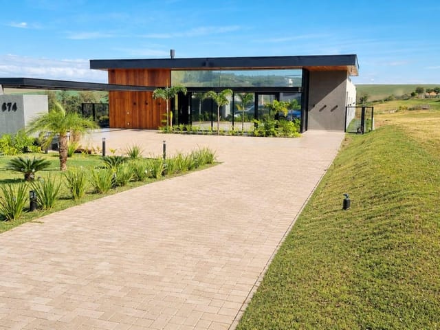 Casa com 1650m² 4 quartos e 4 banheiros, para alugar, no bairro Ecovillas do Lago em Sertanópolis