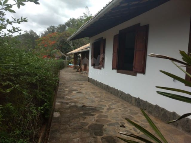 Casa com 2000m², à venda, no bairro AREAL em Areal