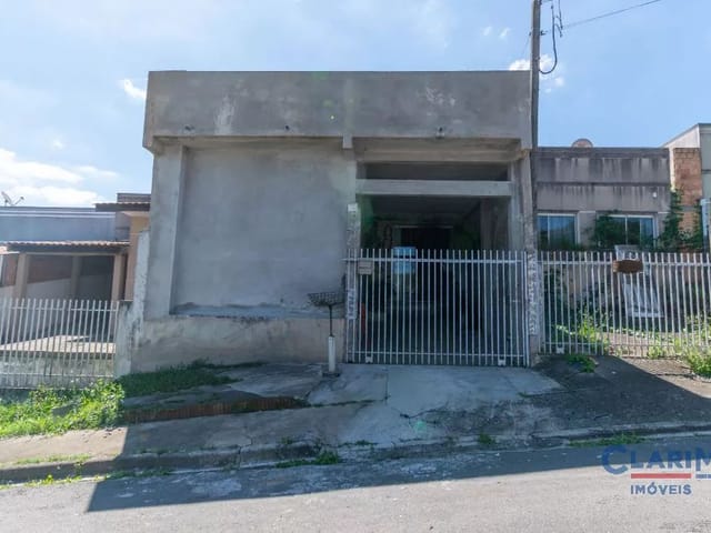 Casa 2 quartos e 2 banheiros, à venda, no bairro Jardim Rivabem em Campo Largo