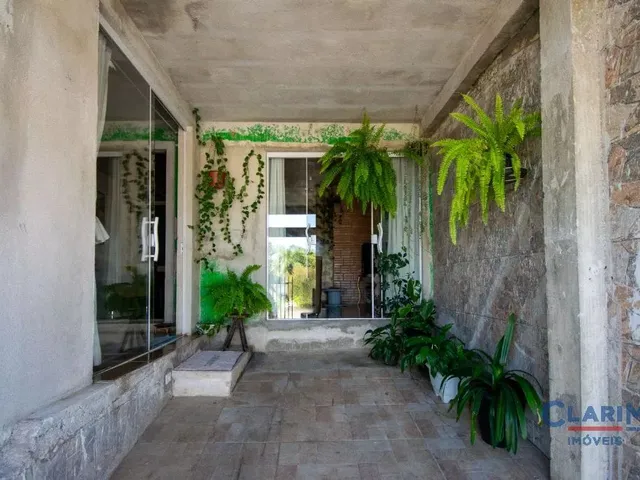 Casa 2 quartos e 2 banheiros, à venda, no bairro Jardim Rivabem em Campo Largo