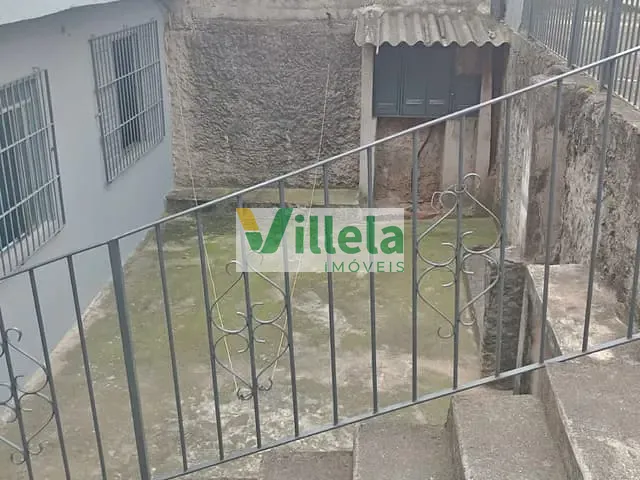 Casa 4 quartos e 3 banheiros, à venda, no bairro Vila Santa Margarida em Ferraz de Vasconcelos