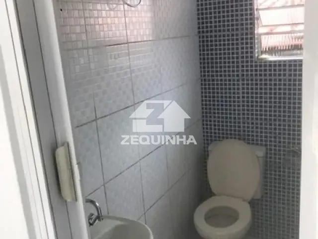 Casa com 200m² 4 quartos e 3 banheiros, à venda, no bairro Km 18 em Osasco