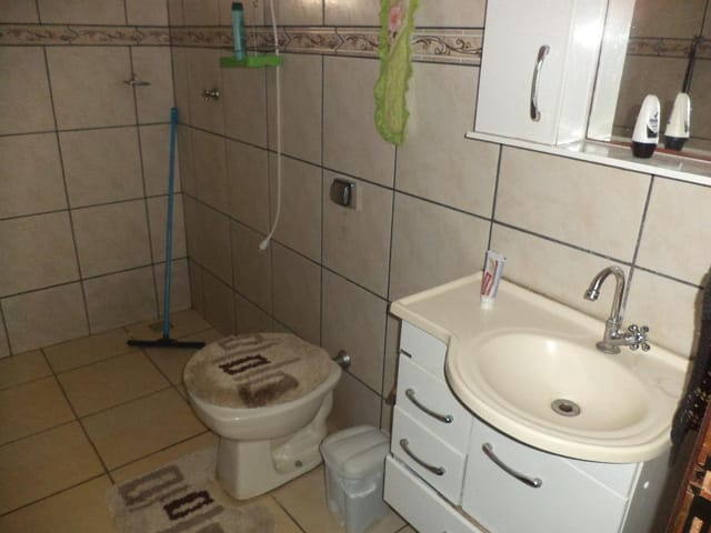 Casa com 250m² 1 quarto e 2 banheiros, à venda, no bairro Colinas Park II em Birigüi