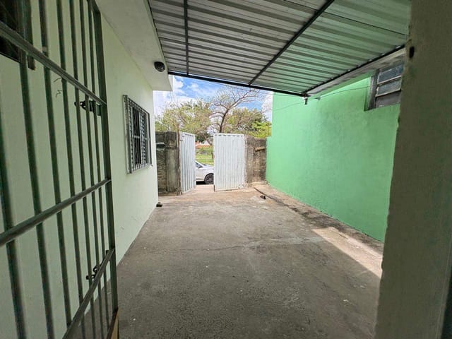 Casa 1 quarto e 1 banheiro, para alugar, no bairro Conjunto Habitacional Parque Itajaí em Campinas
