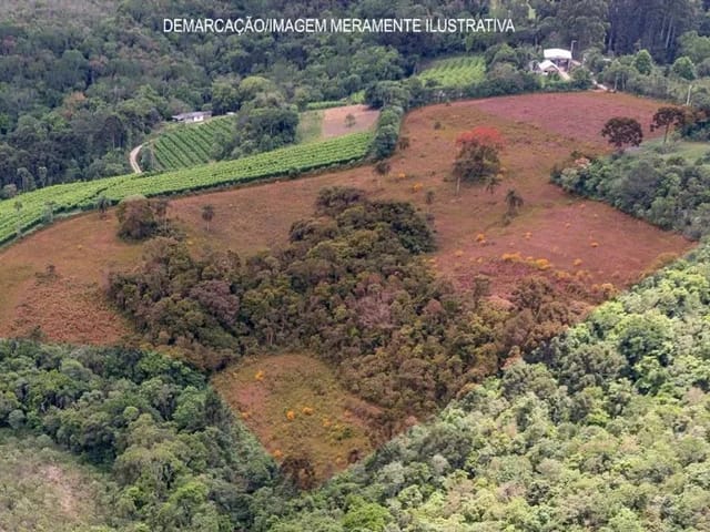 Casa à venda, no bairro bateias em Curitiba