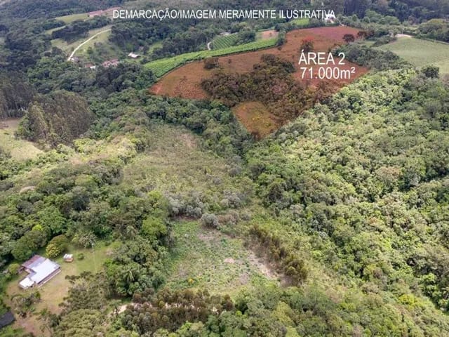 Casa à venda, no bairro bateias em Curitiba