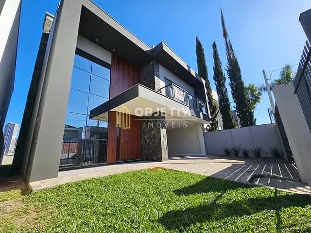 Casa com 336m² 4 quartos e 5 banheiros, à venda, no bairro Jardim Mauá em Novo Hamburgo