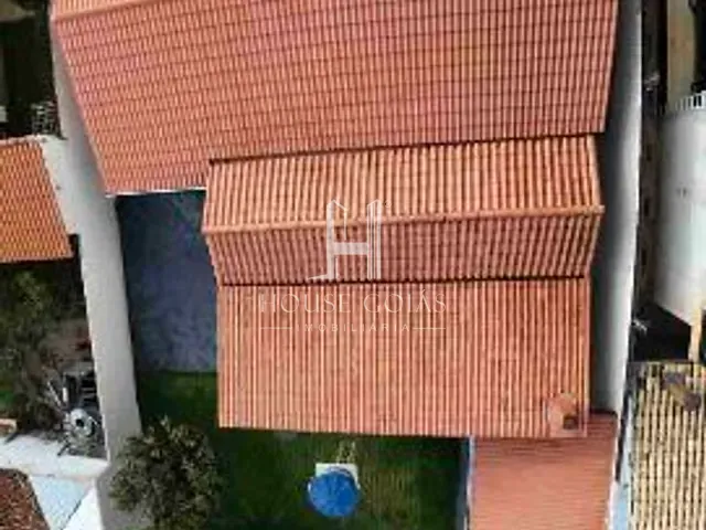 Casa 3 quartos e 4 banheiros, à venda, no bairro Conjunto Santa Fé em Aparecida de Goiânia
