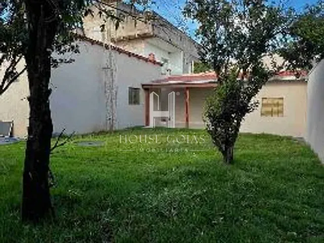 Casa 3 quartos e 4 banheiros, à venda, no bairro Conjunto Santa Fé em Aparecida de Goiânia