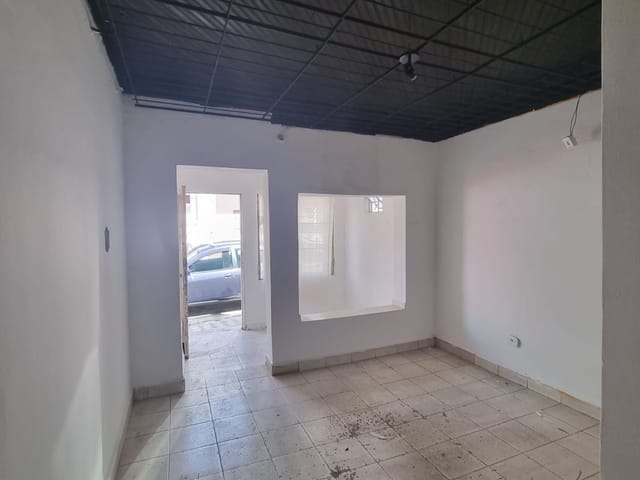 Foto do Casa - Casa para locação residencial e comercial, Centro, Pindamonhangaba, SP | Venter imoveis