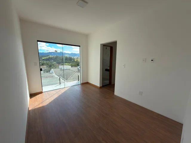 Casa 3 quartos e 2 banheiros, à venda, no bairro Extremaville em Extrema
