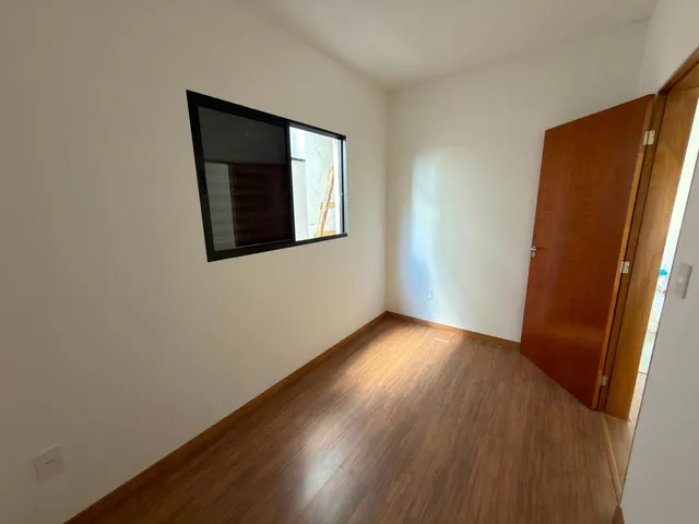 Casa 3 quartos e 2 banheiros, à venda, no bairro Extremaville em Extrema
