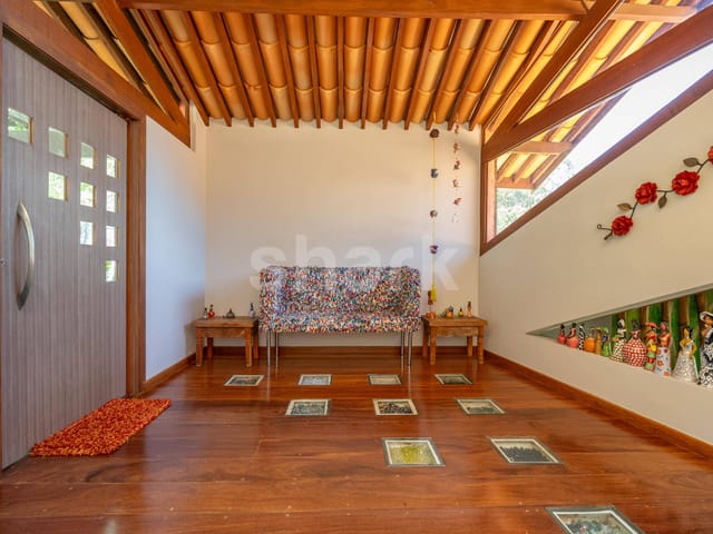 Casa com 1100m² 4 quartos e 6 banheiros, à venda, no bairro Vila de São Fernando em Cotia