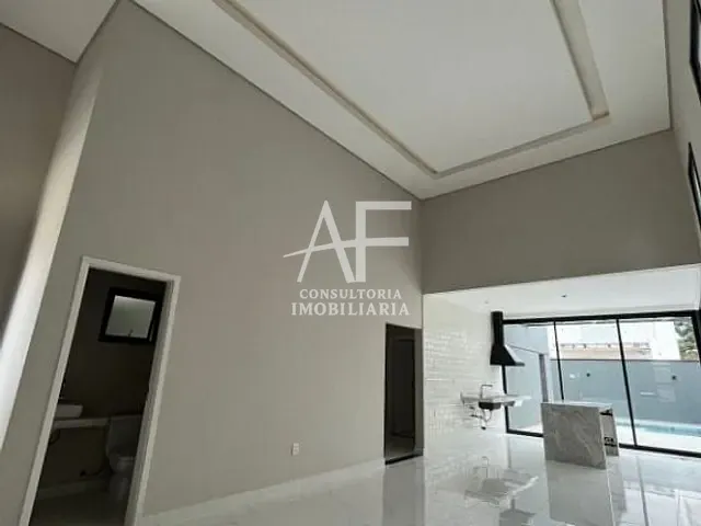 Casa com 300m², à venda, no bairro Condomínio Terras do Vale em Caçapava