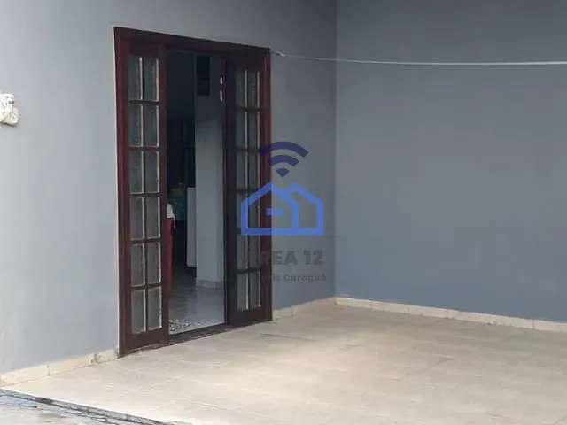 Casa 3 quartos e 1 banheiro, à venda, no bairro Martim de Sá em Caraguatatuba