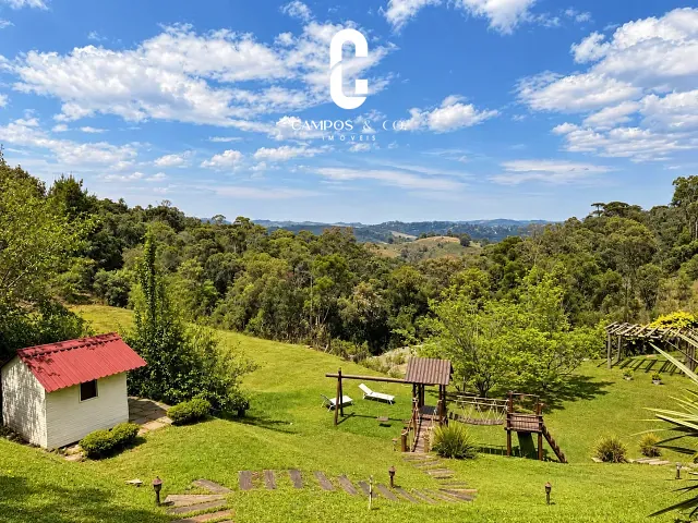 Casa com 5200m² 6 quartos e 7 banheiros, à venda, no bairro Pedra do Fogo em Campos do Jordão