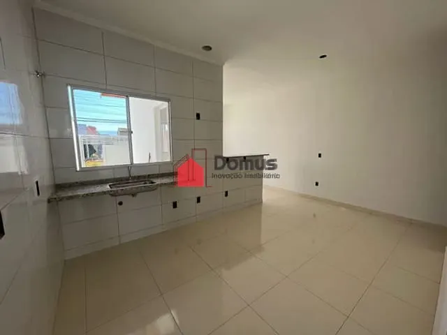 Casa com 150m², à venda, no bairro Parque das Nações em Pindamonhangaba