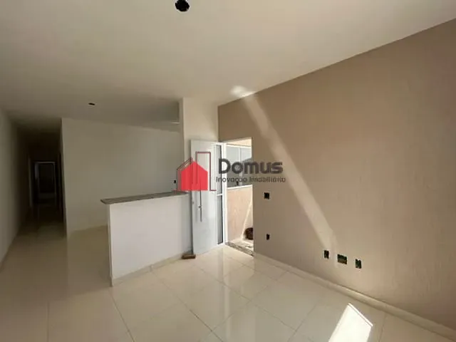 Casa com 150m², à venda, no bairro Parque das Nações em Pindamonhangaba