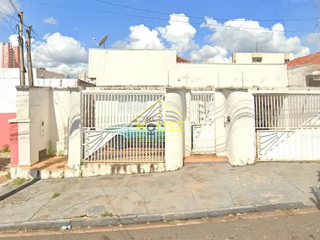 Casa 4 quartos e 4 banheiros, à venda, no bairro Centro em Fernandópolis