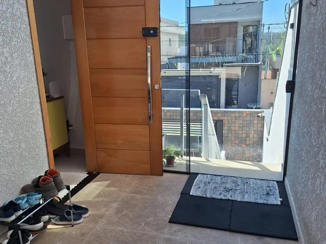 Casa com 180m² 2 quartos e 3 banheiros, à venda ou para alugar, no bairro Portais (Polvilho) em Cajamar