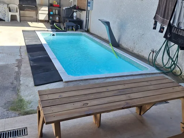 Casa com 180m² 2 quartos e 3 banheiros, à venda ou para alugar, no bairro Portais (Polvilho) em Cajamar