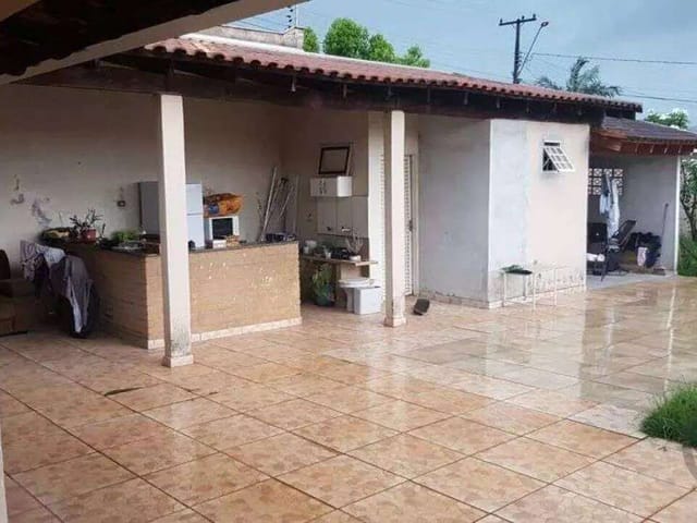 Casa 2 quartos e 2 banheiros, à venda, no bairro Jardim Santa Mônica em Cambé