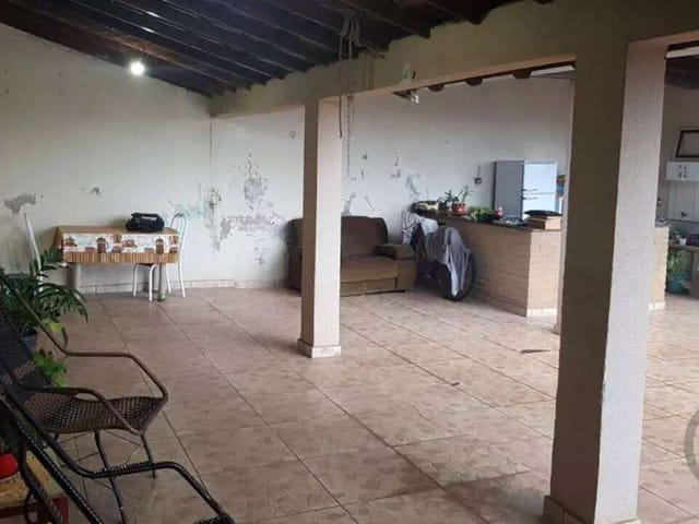 Casa 2 quartos e 2 banheiros, à venda, no bairro Jardim Santa Mônica em Cambé