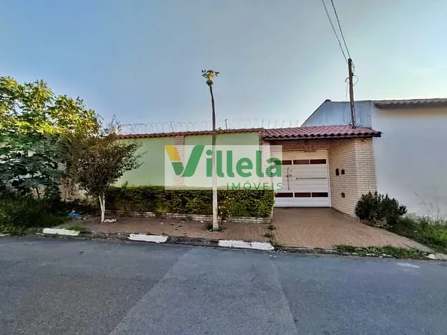 Casa 4 quartos e 2 banheiros, à venda, no bairro Jardim Medina em Poá