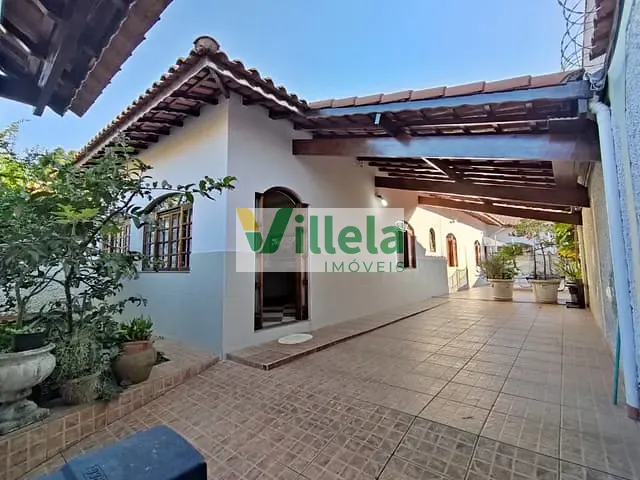 Casa 4 quartos e 2 banheiros, à venda, no bairro Jardim Medina em Poá