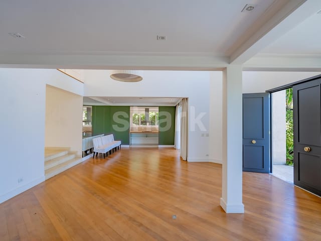 Casa com 1036m² 4 quartos e 5 banheiros, à venda, no bairro Vila de São Fernando em Cotia