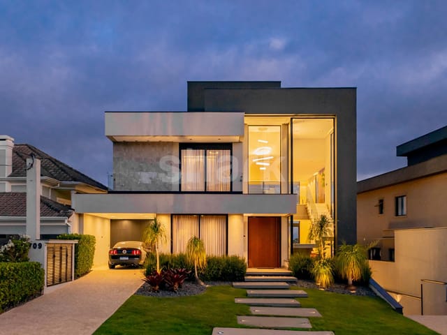 Casa com 576m² 4 quartos e 8 banheiros, à venda, no bairro Residencial Morada dos Lagos em Barueri