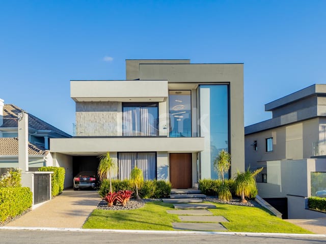 Casa com 576m² 4 quartos e 8 banheiros, à venda, no bairro Residencial Morada dos Lagos em Barueri