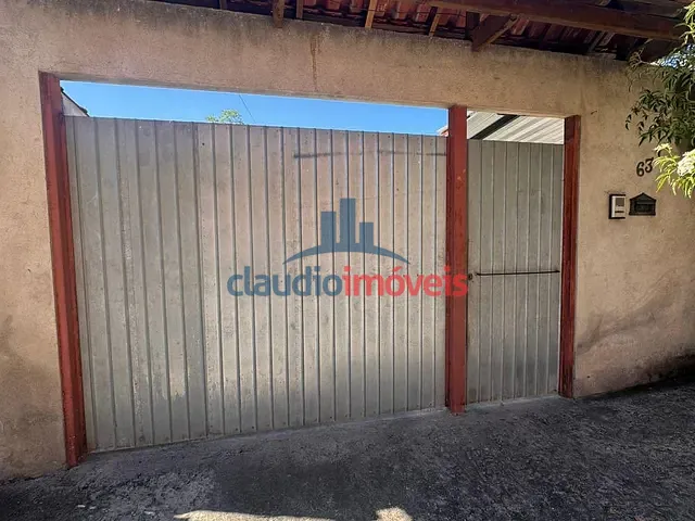 Casa 2 quartos e 1 banheiro, para alugar, no bairro Colônia Santo Antônio em Barra Mansa