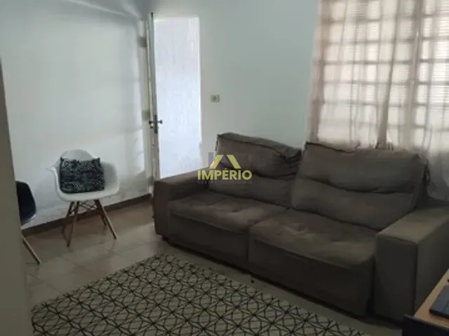 Casa com 130m² 2 quartos e 1 banheiro, à venda, no bairro Vila Flora em Salto