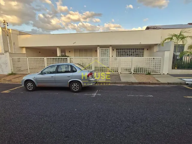 Casa 3 quartos e 4 banheiros, à venda, no bairro Coester em Fernandópolis
