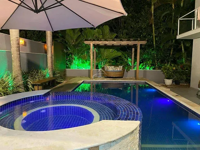 Casa com 407m² 4 quartos e 4 banheiros, à venda, no bairro Boracéia em São Sebastião