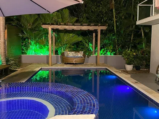 Casa com 407m² 4 quartos e 4 banheiros, à venda, no bairro Boracéia em São Sebastião