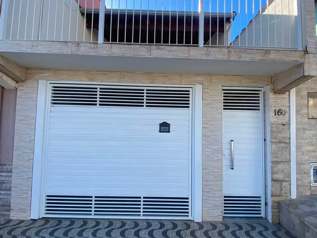 Casa 3 quartos e 2 banheiros, para alugar, no bairro Vila Rica em Extrema