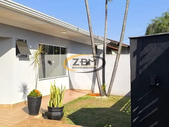 Sobrado com 615m² 3 quartos e 4 banheiros, à venda, no bairro Quebec em Londrina