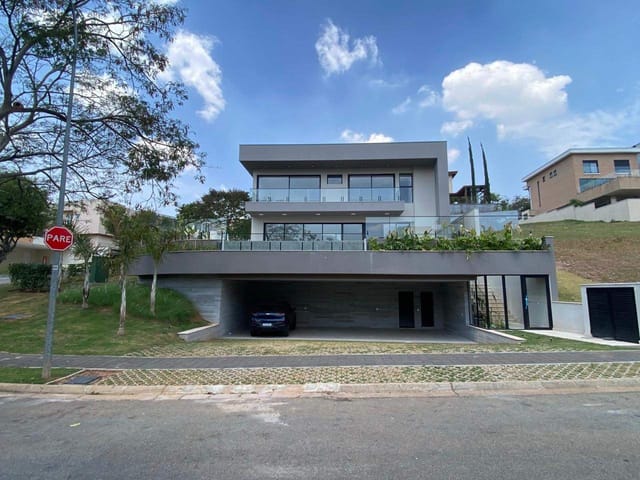 Casa com 625m² 5 quartos e 7 banheiros, à venda, no bairro Alphaville em Santana de Parnaíba