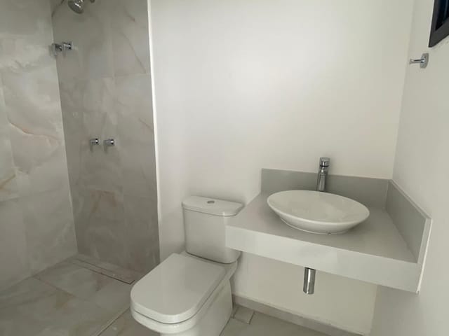 Casa com 625m² 5 quartos e 7 banheiros, à venda, no bairro Alphaville em Santana de Parnaíba