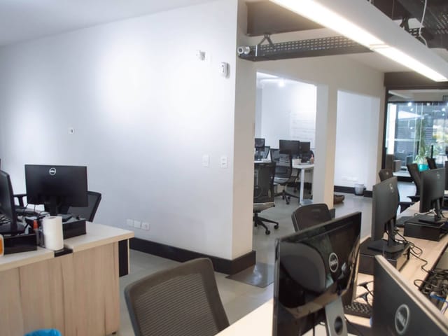 Casa com 1084m², à venda ou para alugar, no bairro Pinheiros em São Paulo