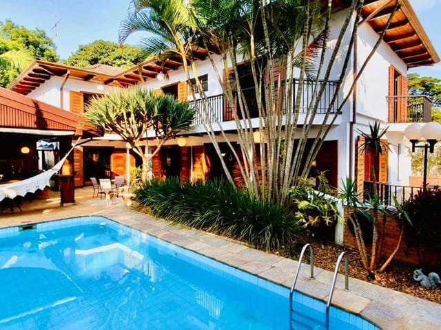 Casa com 800m² 5 quartos e 9 banheiros, à venda, no bairro Jardim Leonor em São Paulo