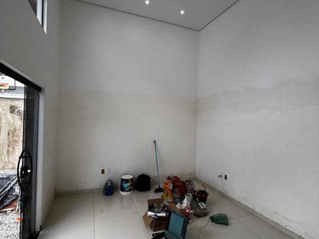 Casa com 120m² 3 quartos e 2 banheiros, à venda, no bairro Chácara Marielia  em Rio das Ostras