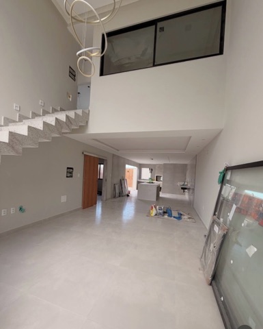 Casa com 200m² 3 quartos e 4 banheiros, à venda, no bairro Cidade Jardim  em Campos dos Goytacazes